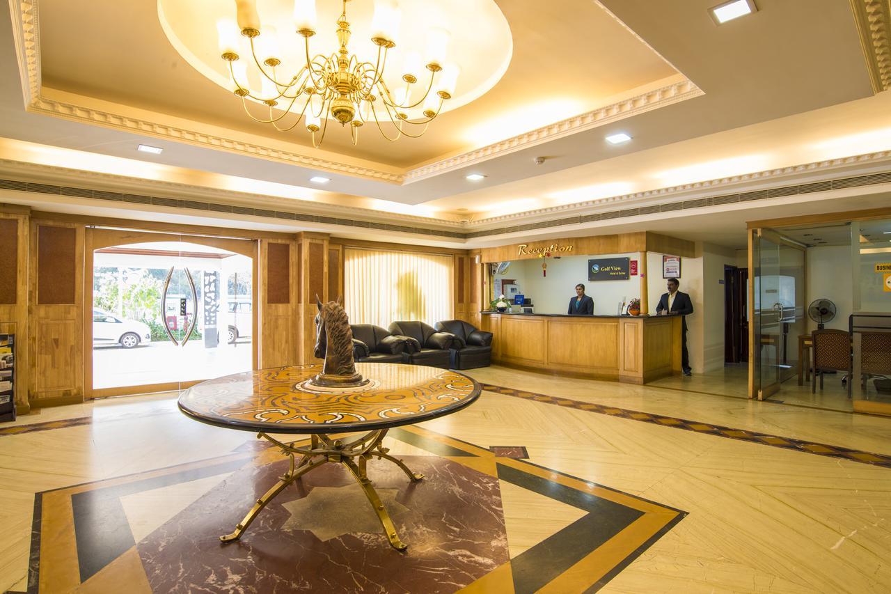 Golf View Hotels & Suites Nedumbassery Exterior photo